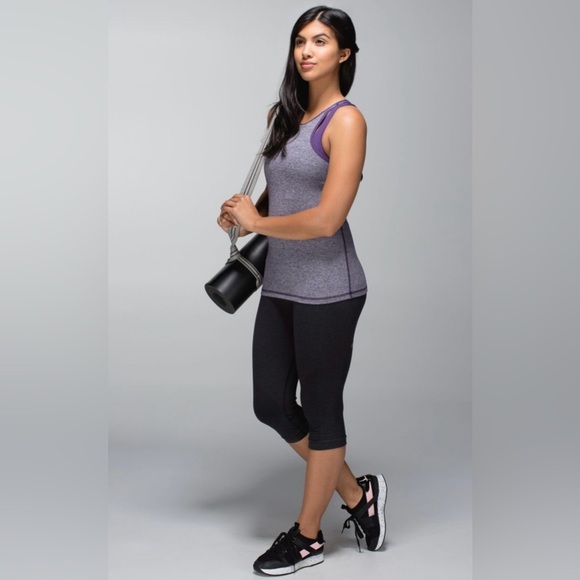 Lululemon Inspiration Tank Heathered Black Grape / Going Grape Size 4 - Picture 2 of 13